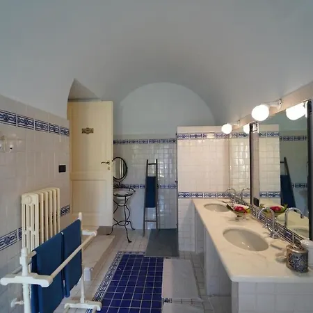 Perfect Getaway With Excellent Amenities Villa