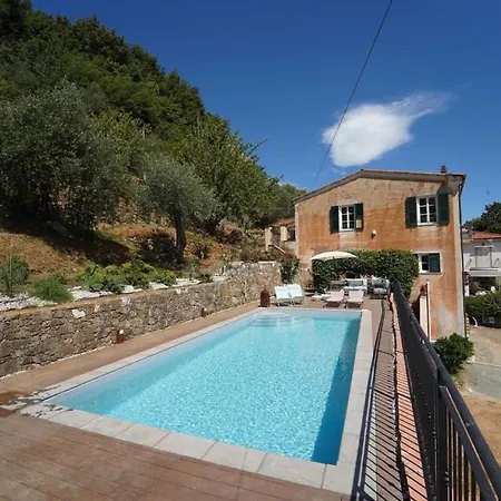 Villa Perfect Getaway With Excellent Amenities
